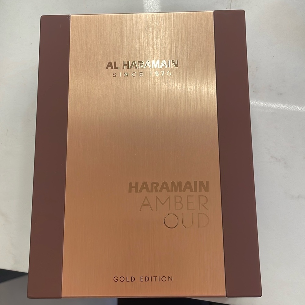 Brand new.  Only opened to smell. 60ml